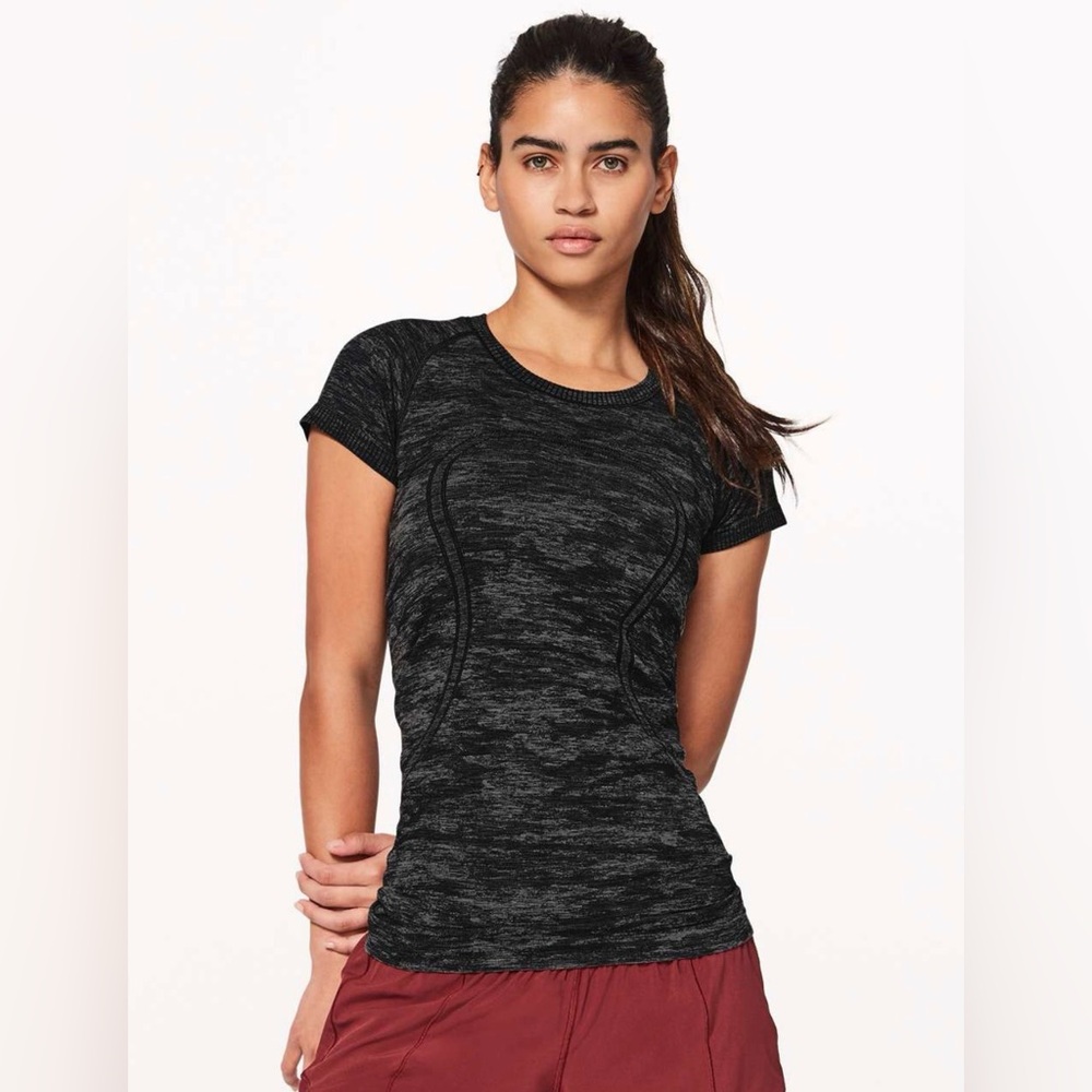 Lululemon top